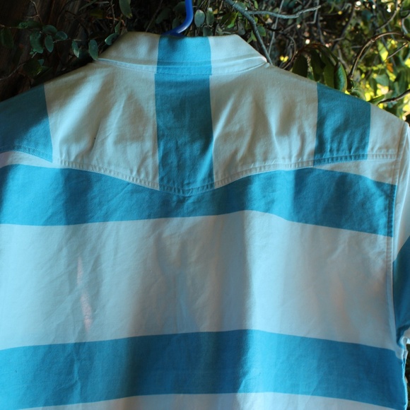 Active Ride Shop Men's Medium Shirt - Picture 2 of 4